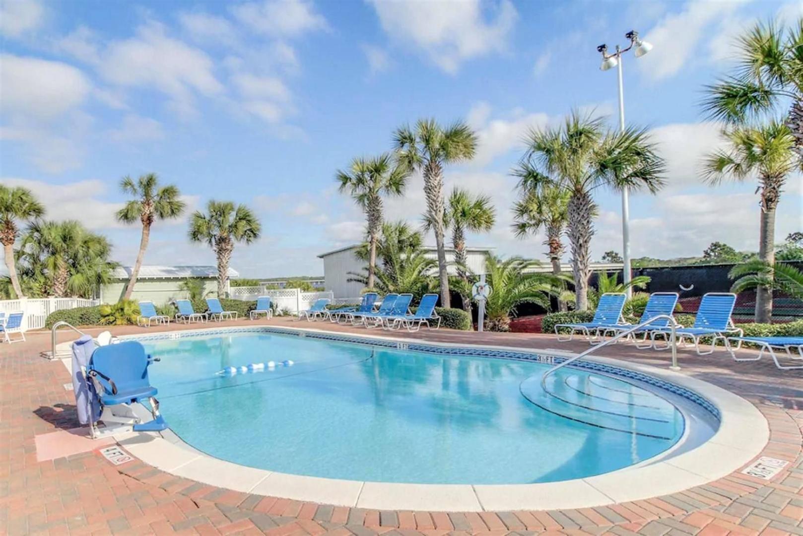 Beautiful Front Paradise At Pinnacle Port B2-608! Holiday home